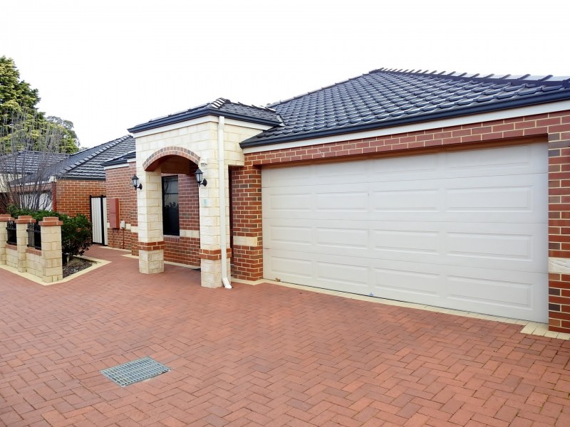 3/15 Heath Road, Kalamunda WA 6076