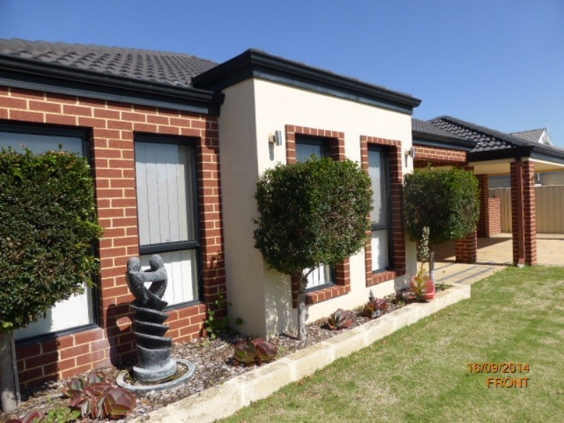 5 Copper Lane, Wattle Grove WA 6107