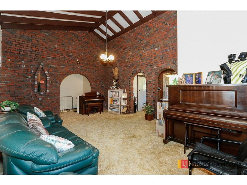 19 Bowtell Road, Lesmurdie WA 6076