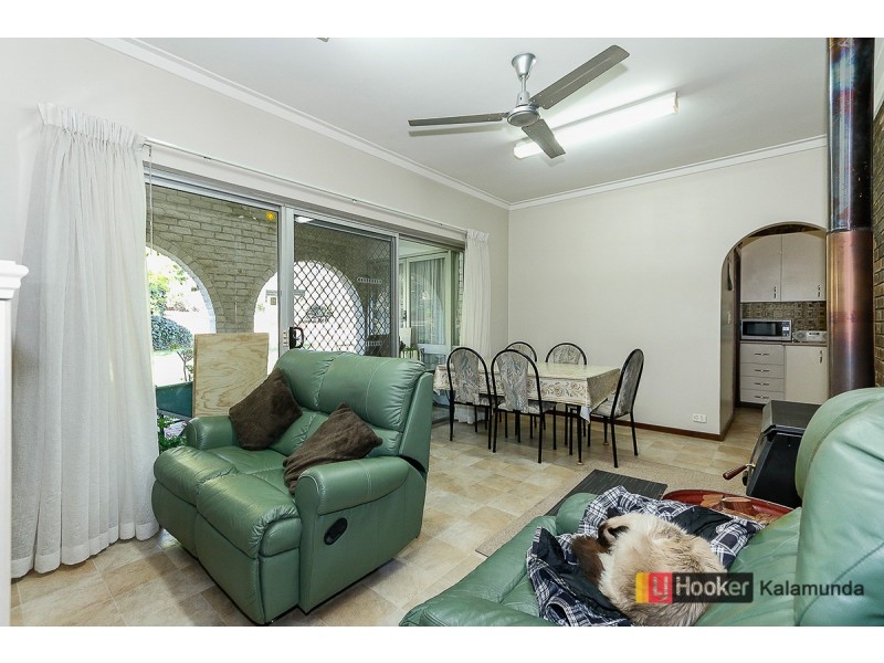 19 Bowtell Road, Lesmurdie WA 6076