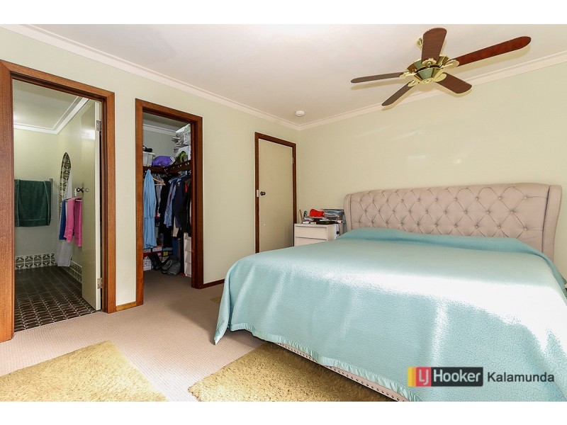 19 Bowtell Road, Lesmurdie WA 6076