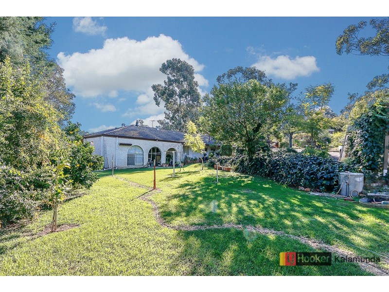 19 Bowtell Road, Lesmurdie WA 6076