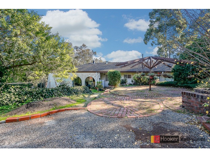 19 Bowtell Road, Lesmurdie WA 6076