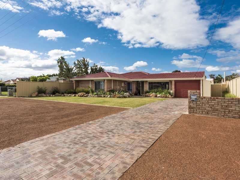 124 Newburn Road, High Wycombe WA 6057