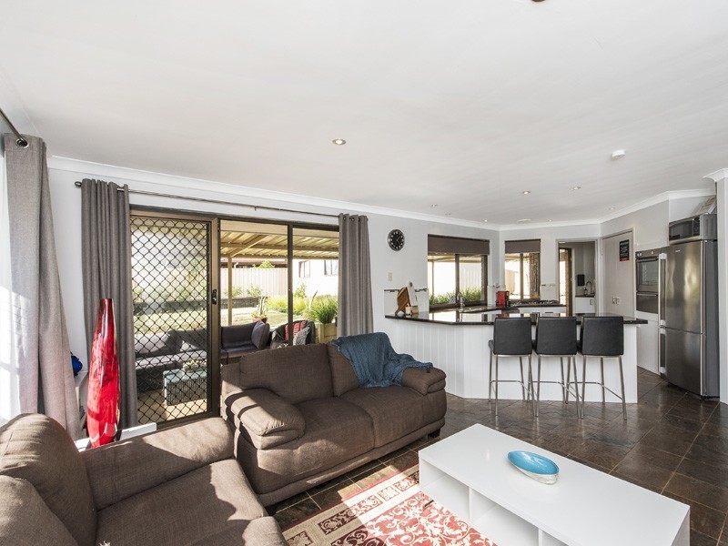 124 Newburn Road, High Wycombe WA 6057