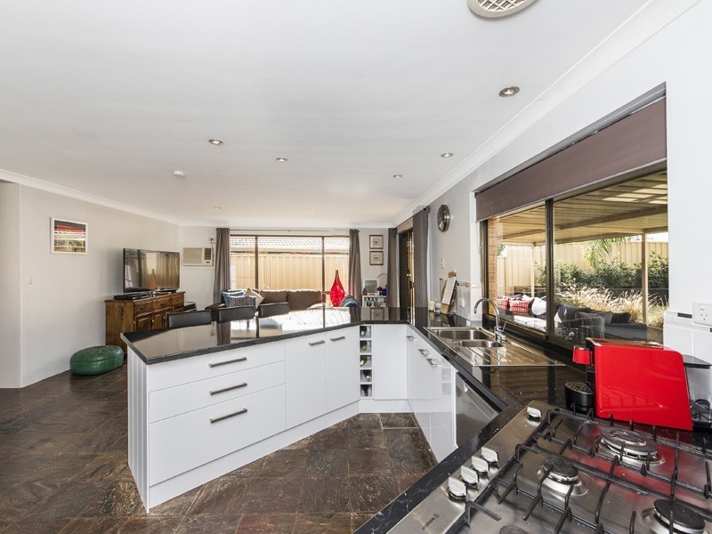 124 Newburn Road, High Wycombe WA 6057