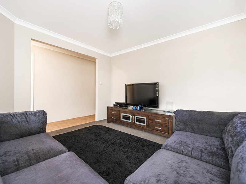 13 Gully Close, High Wycombe WA 6057