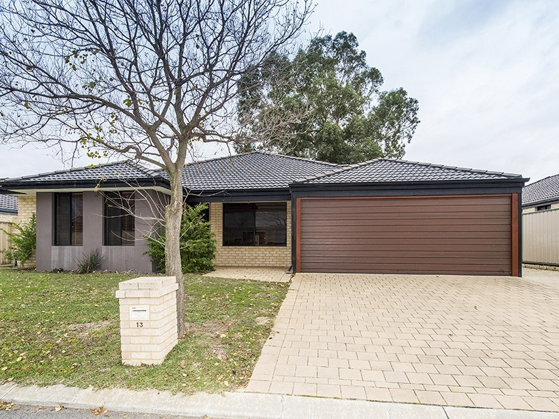 13 Gully Close, High Wycombe WA 6057