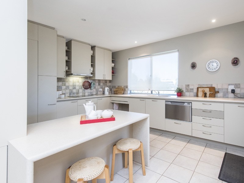 40 Maud Road, Maida Vale WA 6057