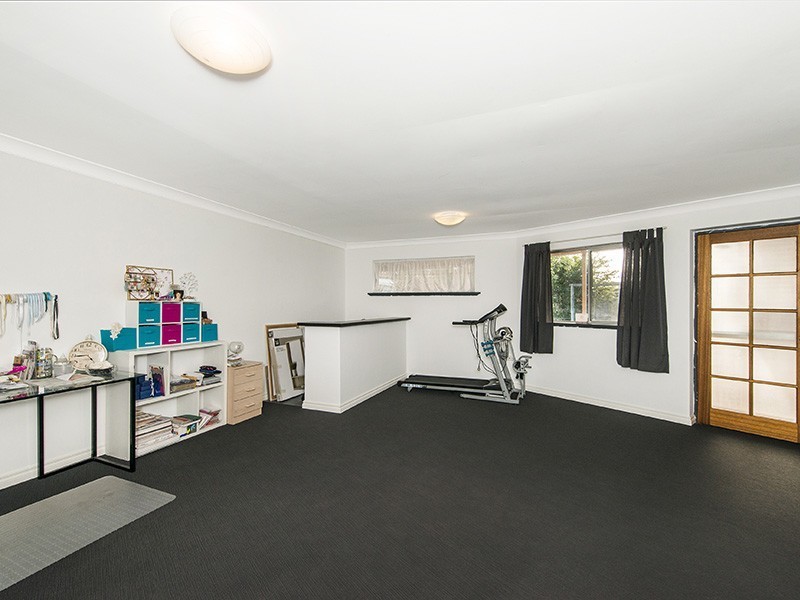 16 Edney Road, High Wycombe WA 6057