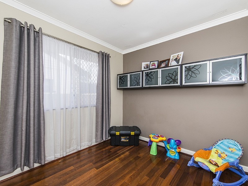 16 Edney Road, High Wycombe WA 6057