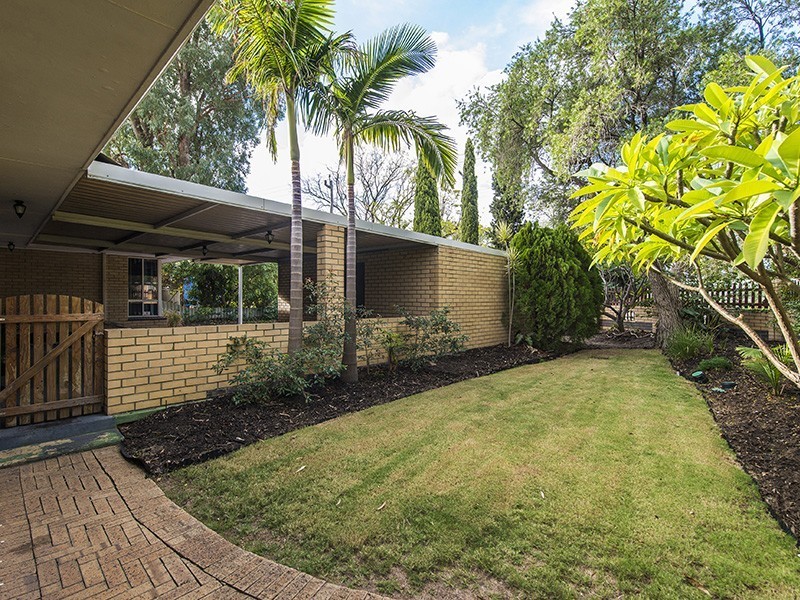 16 Edney Road, High Wycombe WA 6057