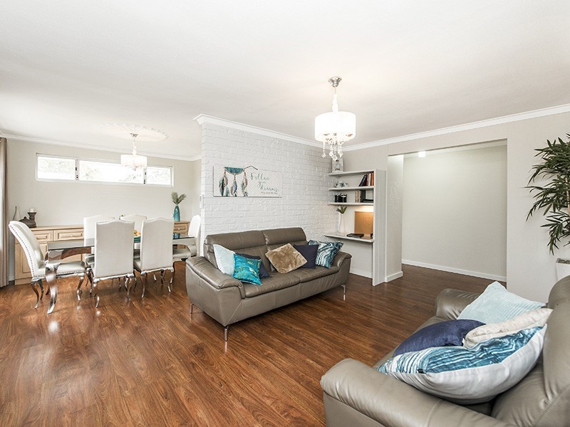 7 Guppy Road, Kalamunda WA 6076