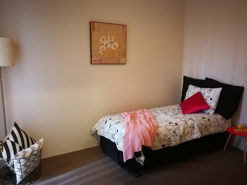 2/1 Bluebell Avenue, High Wycombe WA 6057