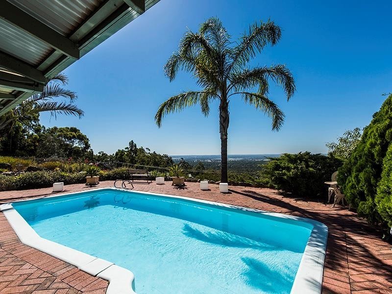 19 Kalamatta Way, Gooseberry Hill WA 6076