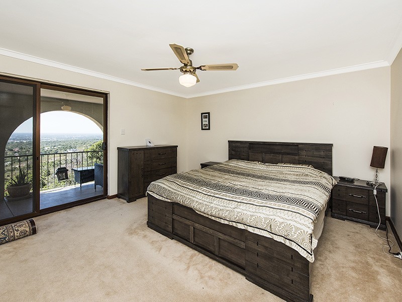 19 Kalamatta Way, Gooseberry Hill WA 6076