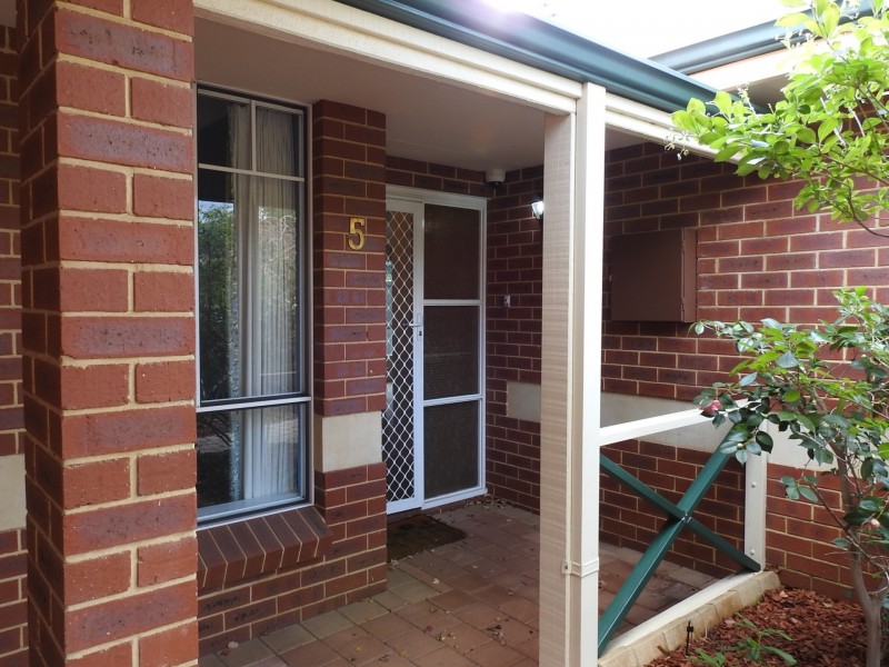 5/31 Railway Road, Kalamunda WA 6076