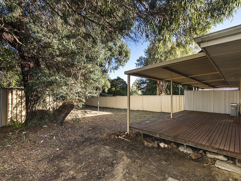 9B Hope Crescent, Lesmurdie WA 6076