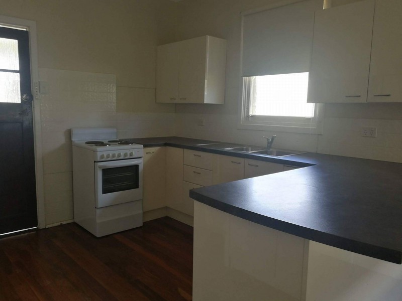 5 York Street, Forrestfield WA 6058