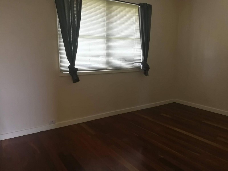 5 York Street, Forrestfield WA 6058