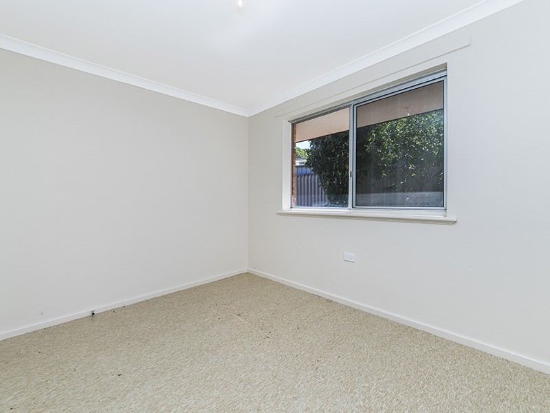 2 Guava Court, Forrestfield WA 6058