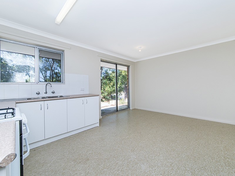 2 Guava Court, Forrestfield WA 6058