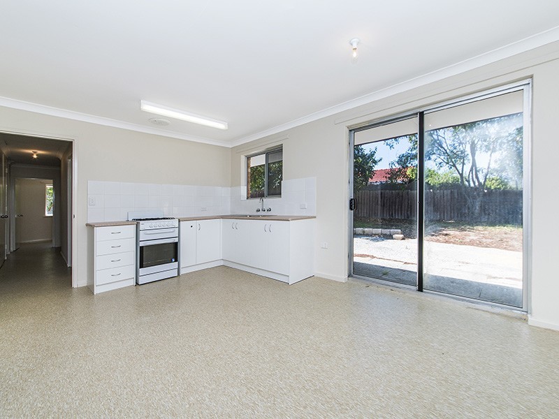 2 Guava Court, Forrestfield WA 6058