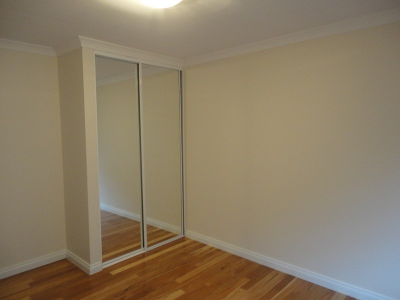 11 Azalea Gardens, Forrestfield WA 6058