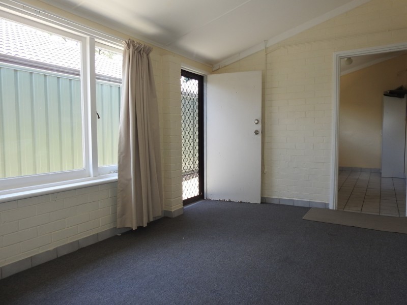 24 Markham Road, High Wycombe WA 6057
