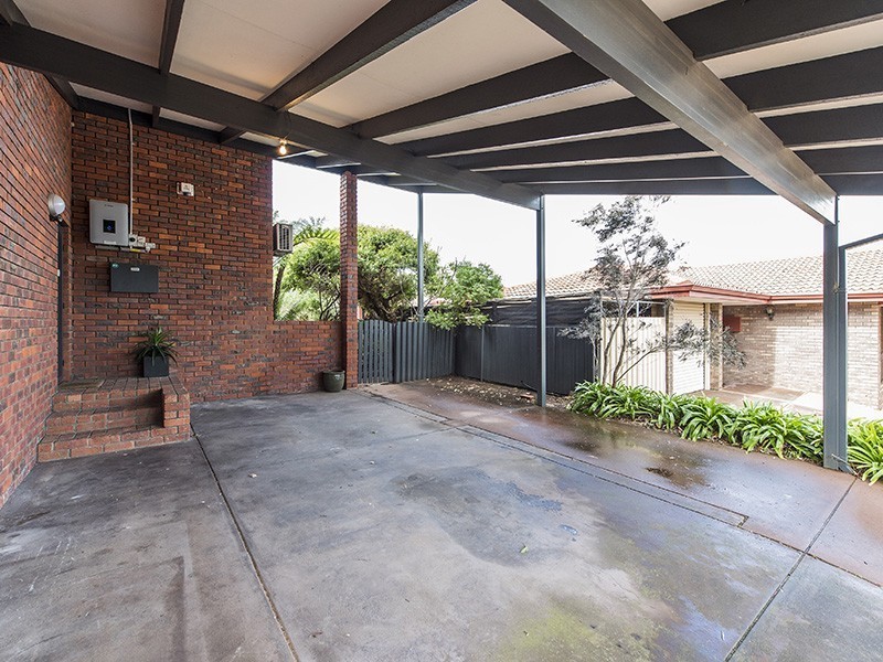 42 Bridgwood Road, Lesmurdie WA 6076