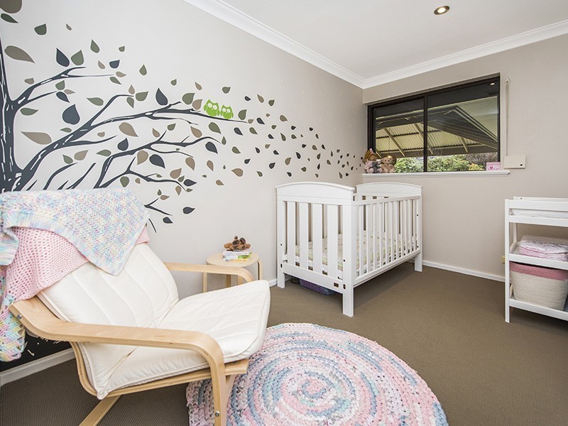 6 Springdale Road, Kalamunda WA 6076