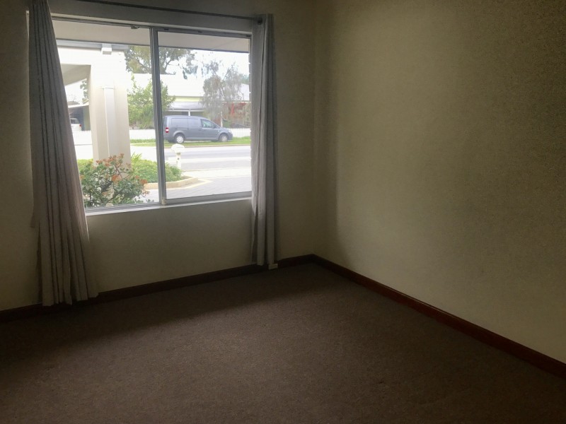 46 West Road, Bassendean WA 6054