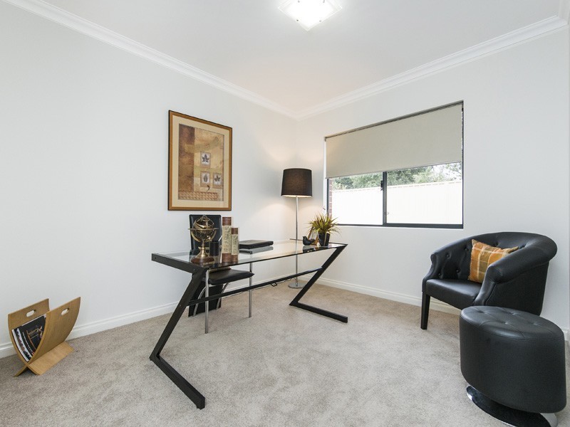 1/14 Brooks Street, Kalamunda WA 6076