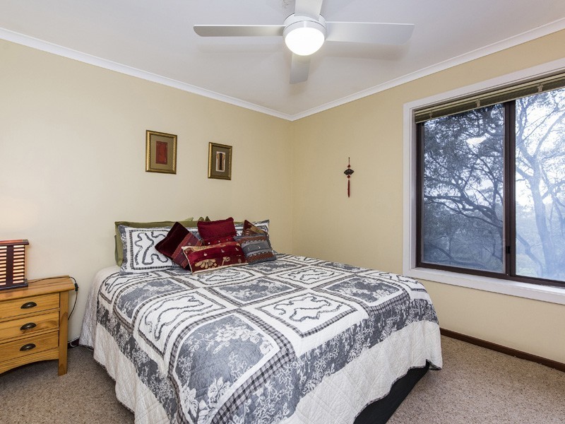 40 Elizabeth Street, Kalamunda WA 6076