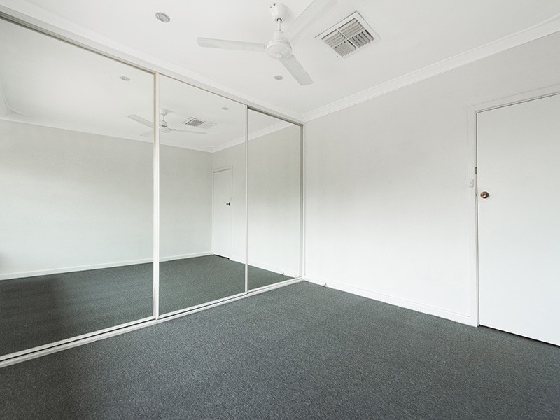 5 Warren Road, Maida Vale WA 6057