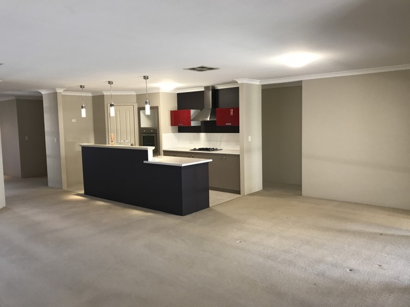 15 Foxton Blvd, High Wycombe WA 6057