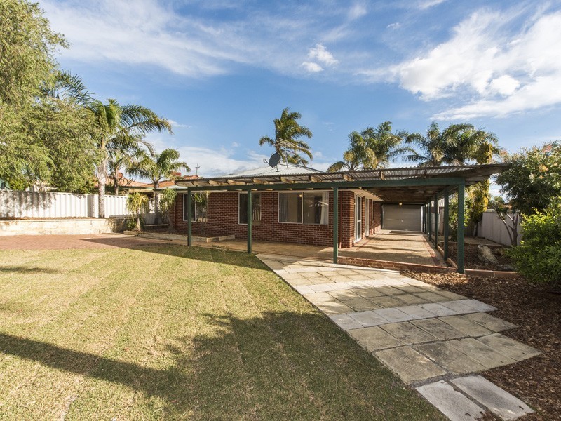 8 Munday Road, High Wycombe WA 6057