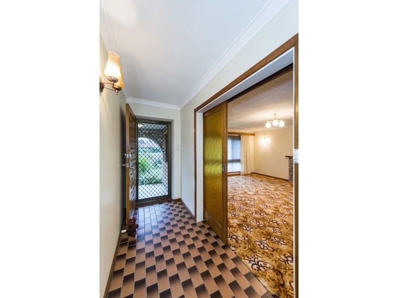 296 Kalamunda Road, Maida Vale WA 6057