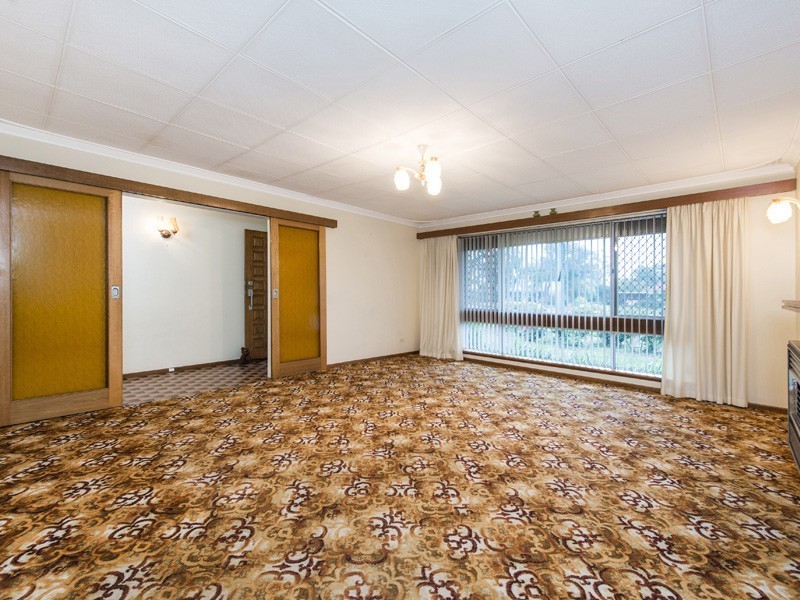 296 Kalamunda Road, Maida Vale WA 6057