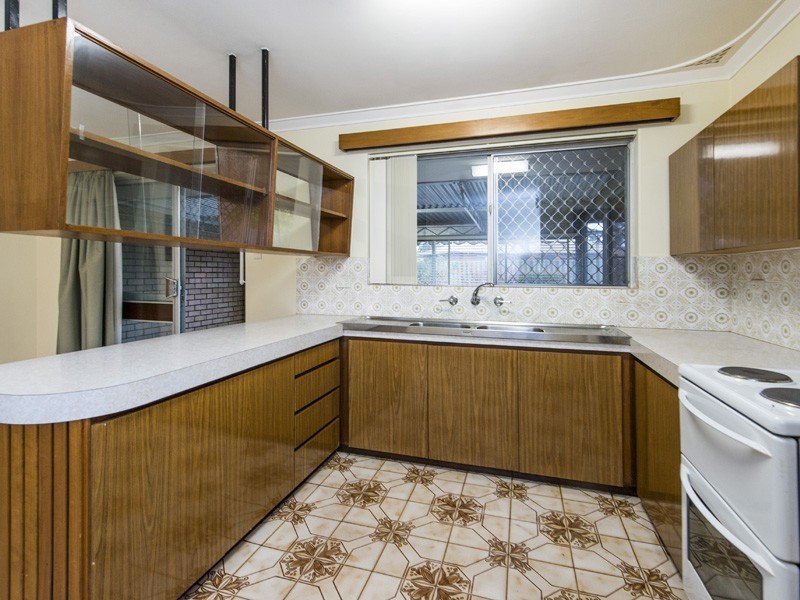 296 Kalamunda Road, Maida Vale WA 6057