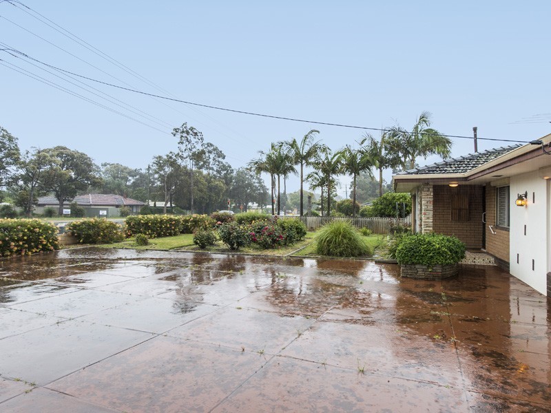 296 Kalamunda Road, Maida Vale WA 6057