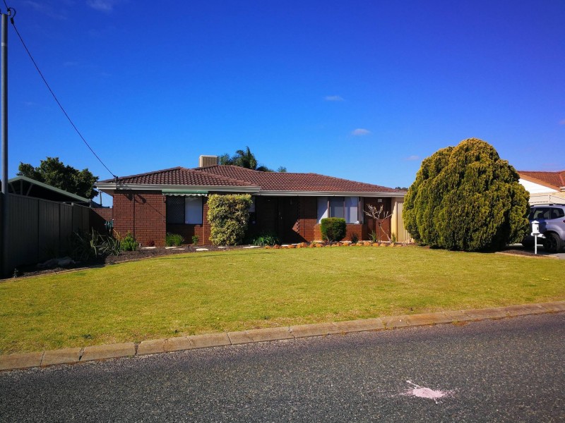 5 Emu Court, High Wycombe WA 6057