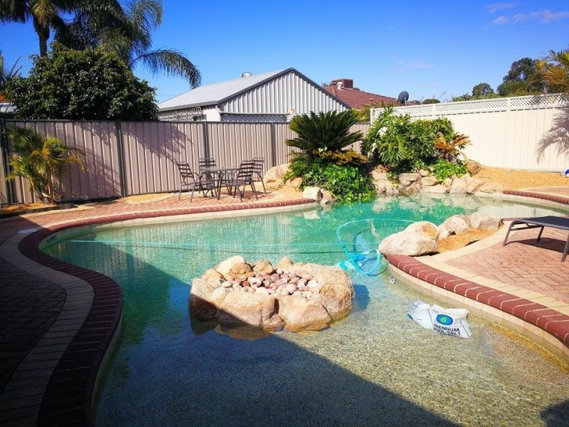 5 Emu Court, High Wycombe WA 6057