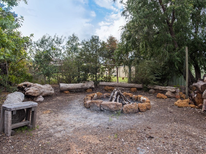 11 Sunrise Heights, Maida Vale WA 6057