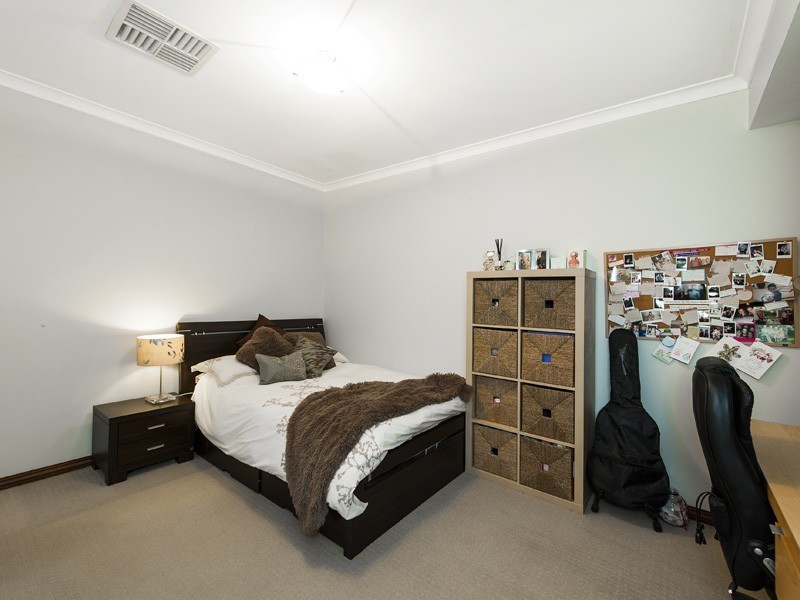 11 Sunrise Heights, Maida Vale WA 6057