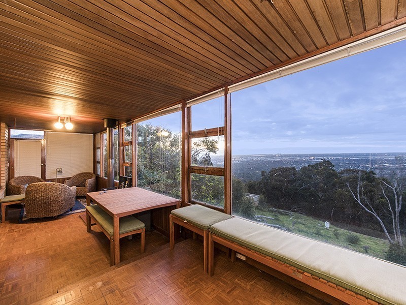 7 Ford Road, Lesmurdie WA 6076