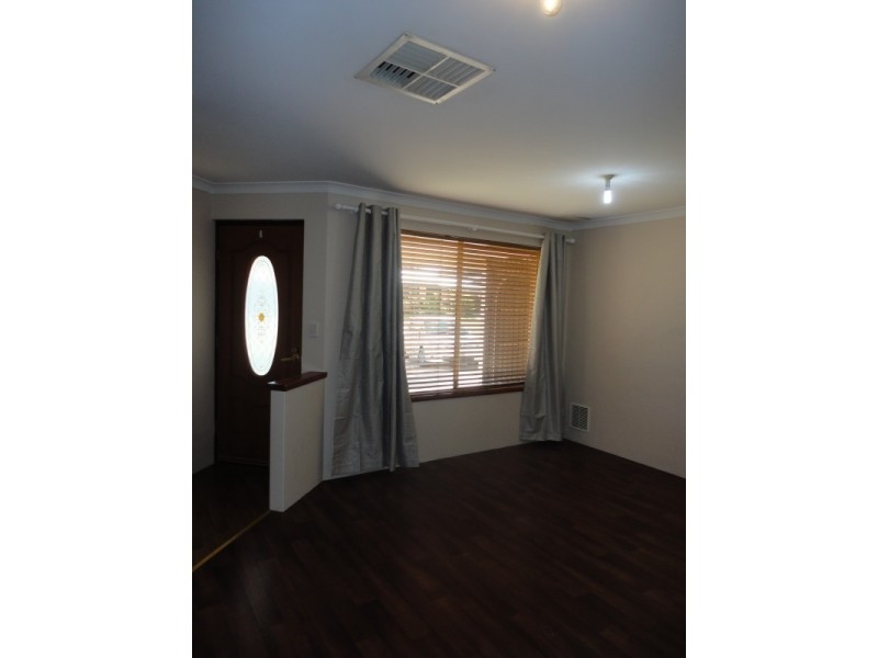 11 Amethyst Place, Maida Vale WA 6057