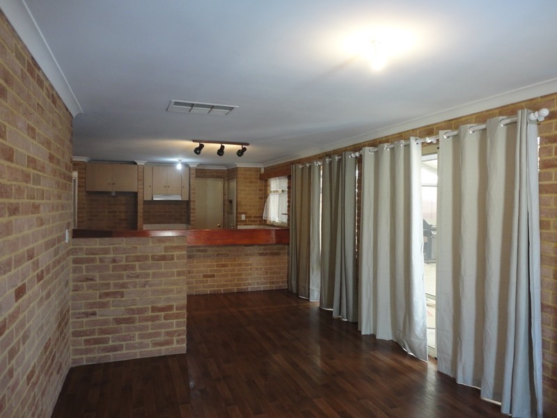 11 Amethyst Place, Maida Vale WA 6057