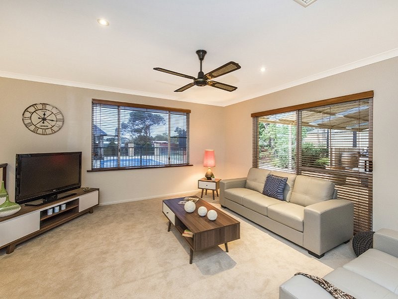71 Ridge Hill Road, Maida Vale WA 6057