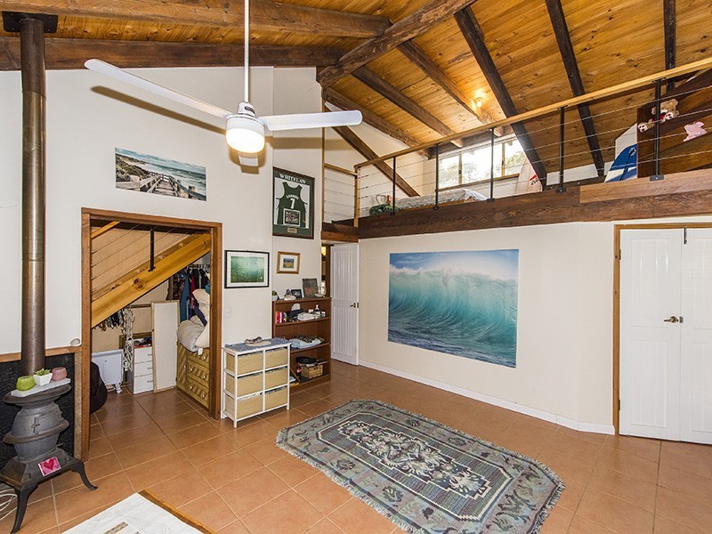 201 Paulls Valley Road, Paulls Valley WA 6076